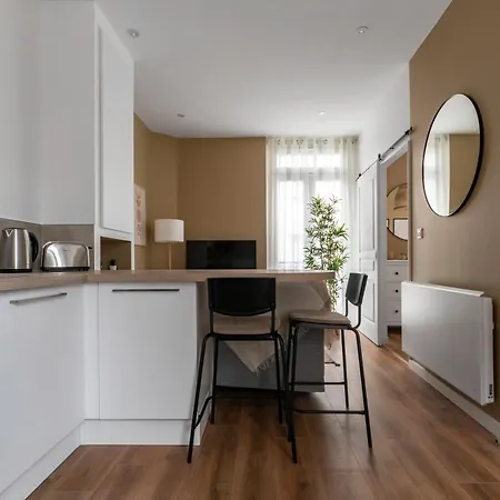 Apartment Poe-tehani - Design - Centre *