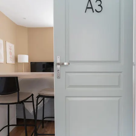 Poe-tehani - Design - Centre