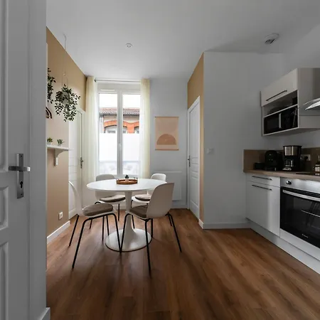 Poe-tehani - Design - Centre Appartement *