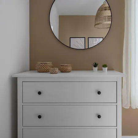 Poe-tehani - Design - Centre Apartment Vichy