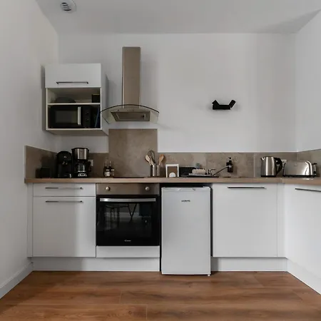 Poe-tehani - Design - Centre * Vichy