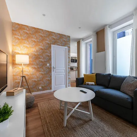 Poe-tehani - Design - Centre Apartment *