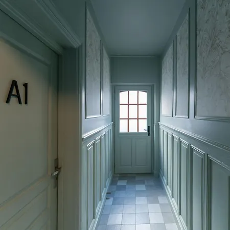 Poe-tehani - Design - Centre