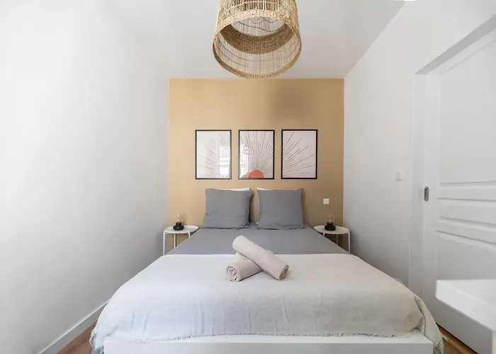 Poe-tehani - Design - Centre