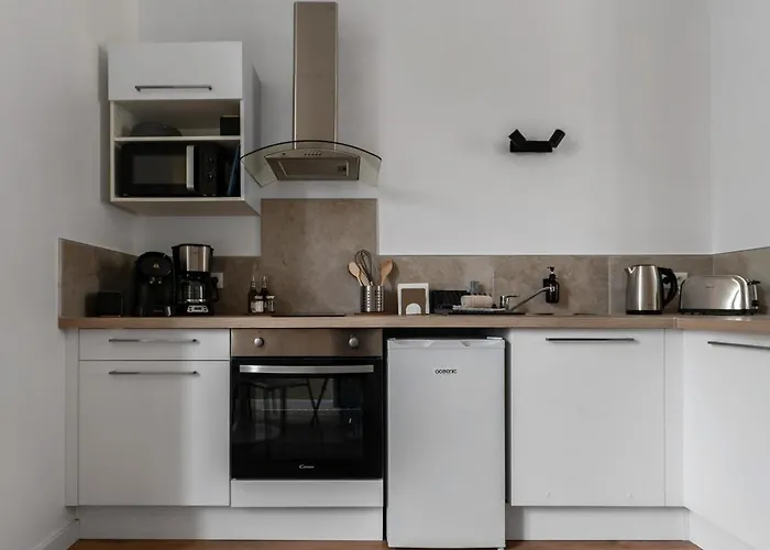 Poe-tehani - Design - Centre * Vichy