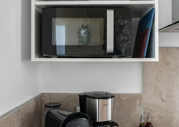 Poe-tehani - Design - Centre