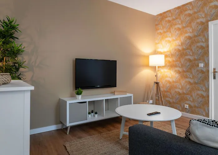 Poe-tehani - Design - Centre Apartment *