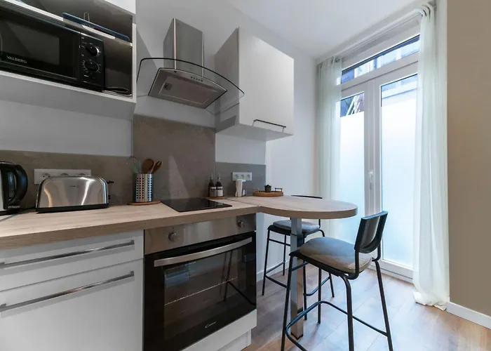 Poe-tehani - Design - Centre Apartment *