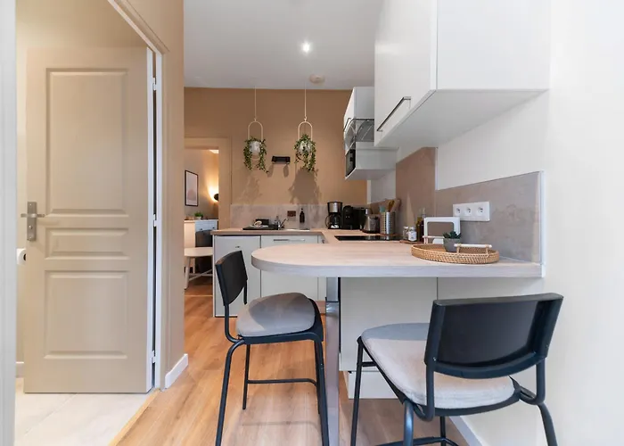 Poe-tehani - Design - Centre