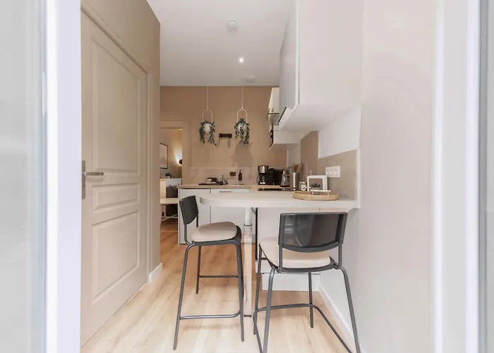 Poe-tehani - Design - Centre * Vichy