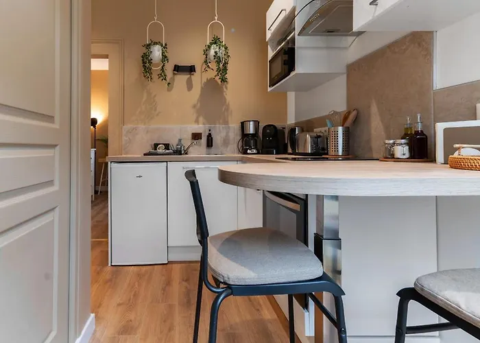 Poe-tehani - Design - Centre