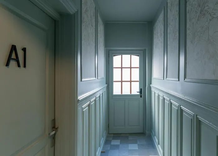 Poe-tehani - Design - Centre