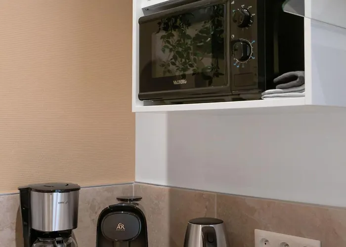 Poe-tehani - Design - Centre * Vichy