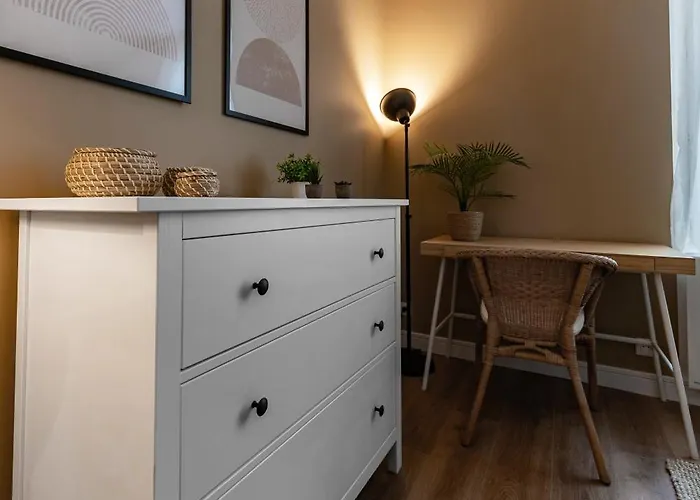 Poe-tehani - Design - Centre Apartment